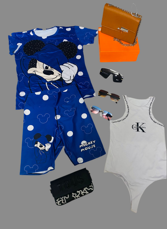 Minnie Mouse 
Licra Colombiana!!!