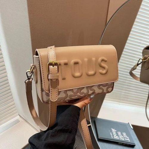 Tous